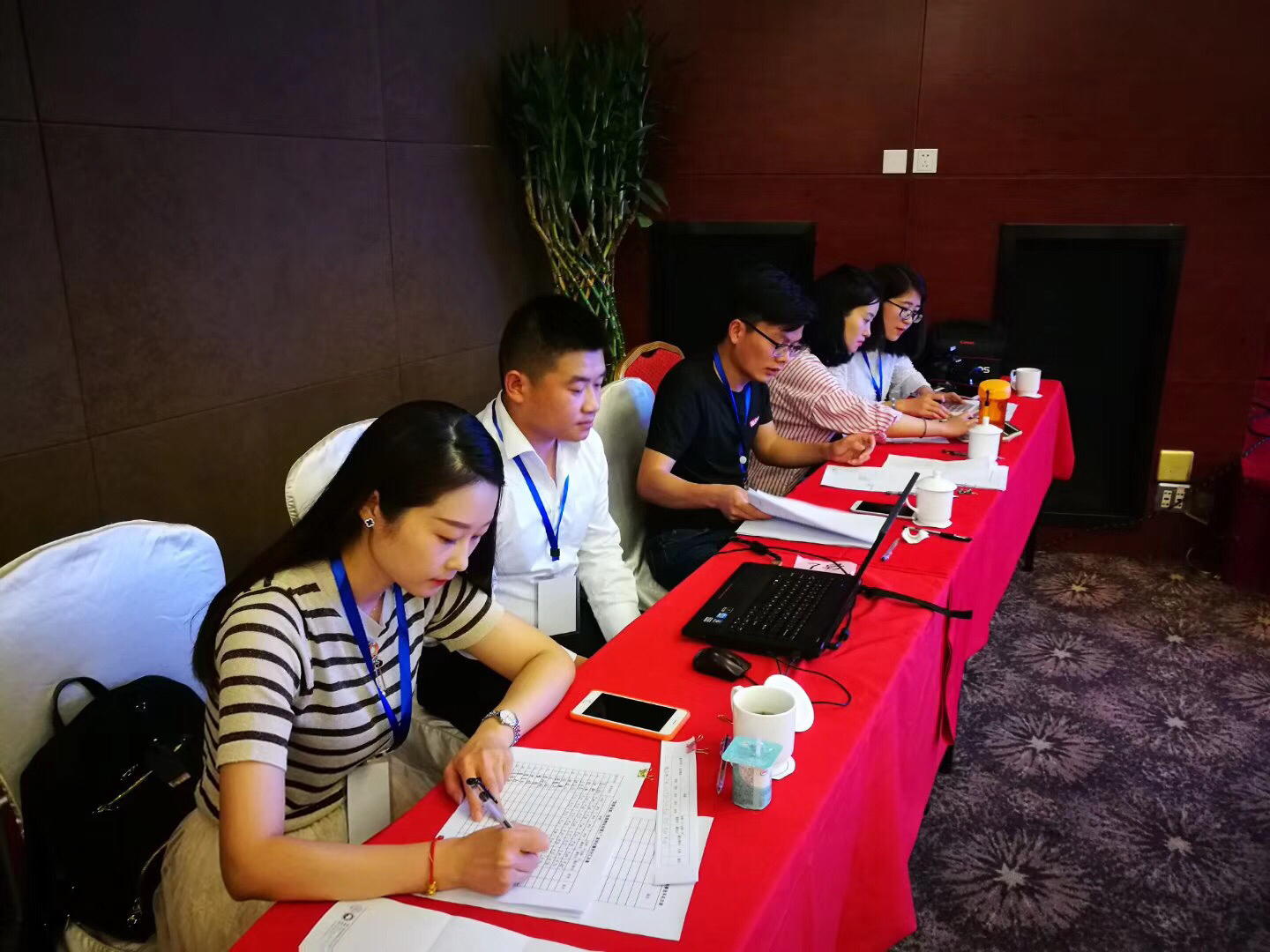亿万28官网-追求健康,你我一起成长